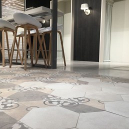 266 x 230 Hexagon Rift